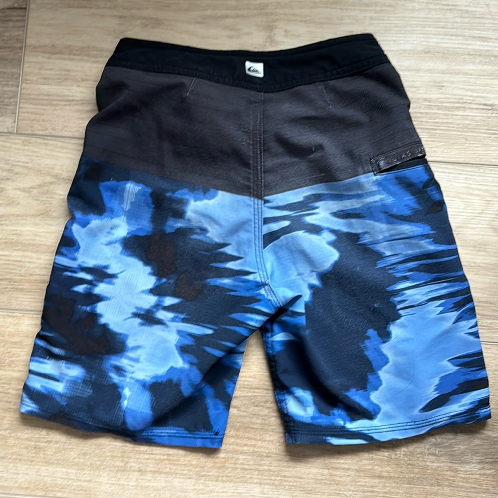 Quicksilver Boys Board Shorts Black Blue Drawstring S Small - Picture 3 of 10